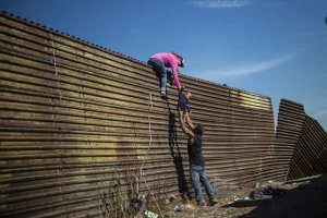 190111 central american migrants border 2018 ac 554p